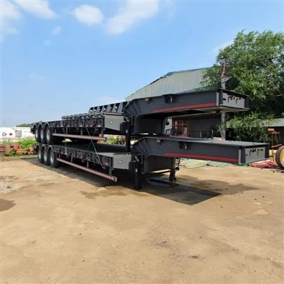 Rimorchio ribassato a 3 assi da 80 tonnellate